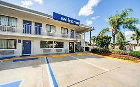 Motel 6 Lakeland